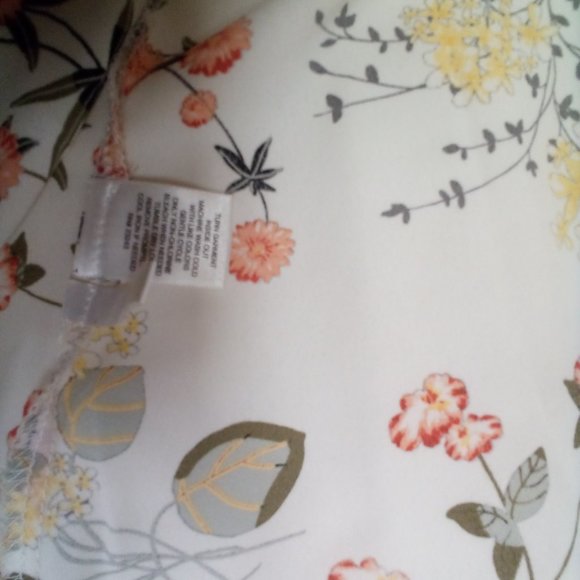 Soho New York & Co, short sleeve Shell, Camp Shirt - Picture 8 of 9